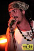 JahJahMan (F) with Unity Sound - Kassablanca, Jena 19. Juni 2009 (12).jpg